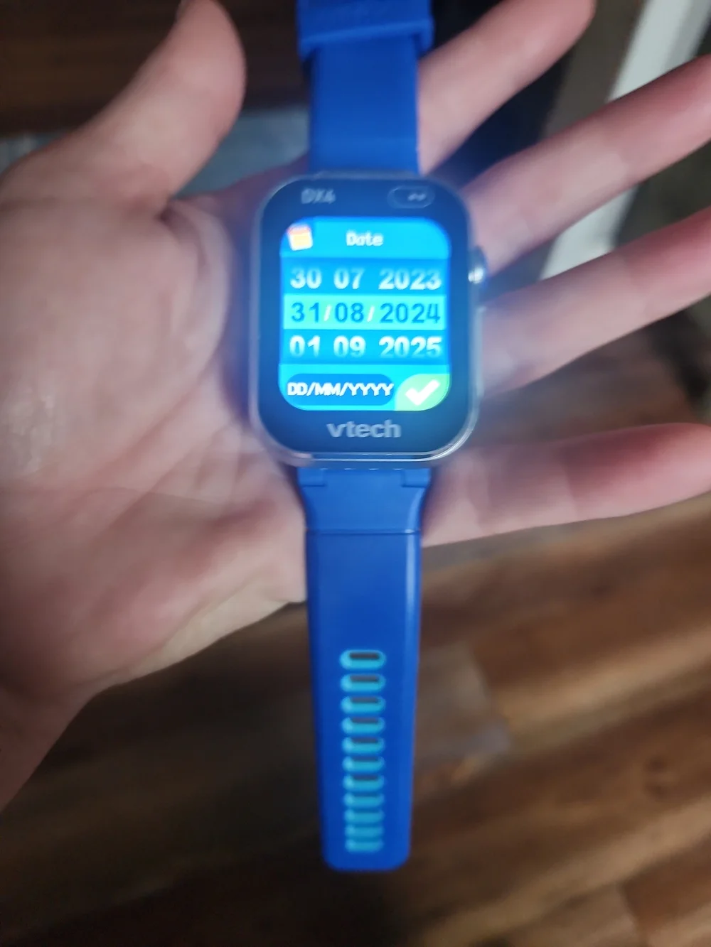 VTech DX4 Kids Smartwatch – Vibrant Blue Silicone Strap